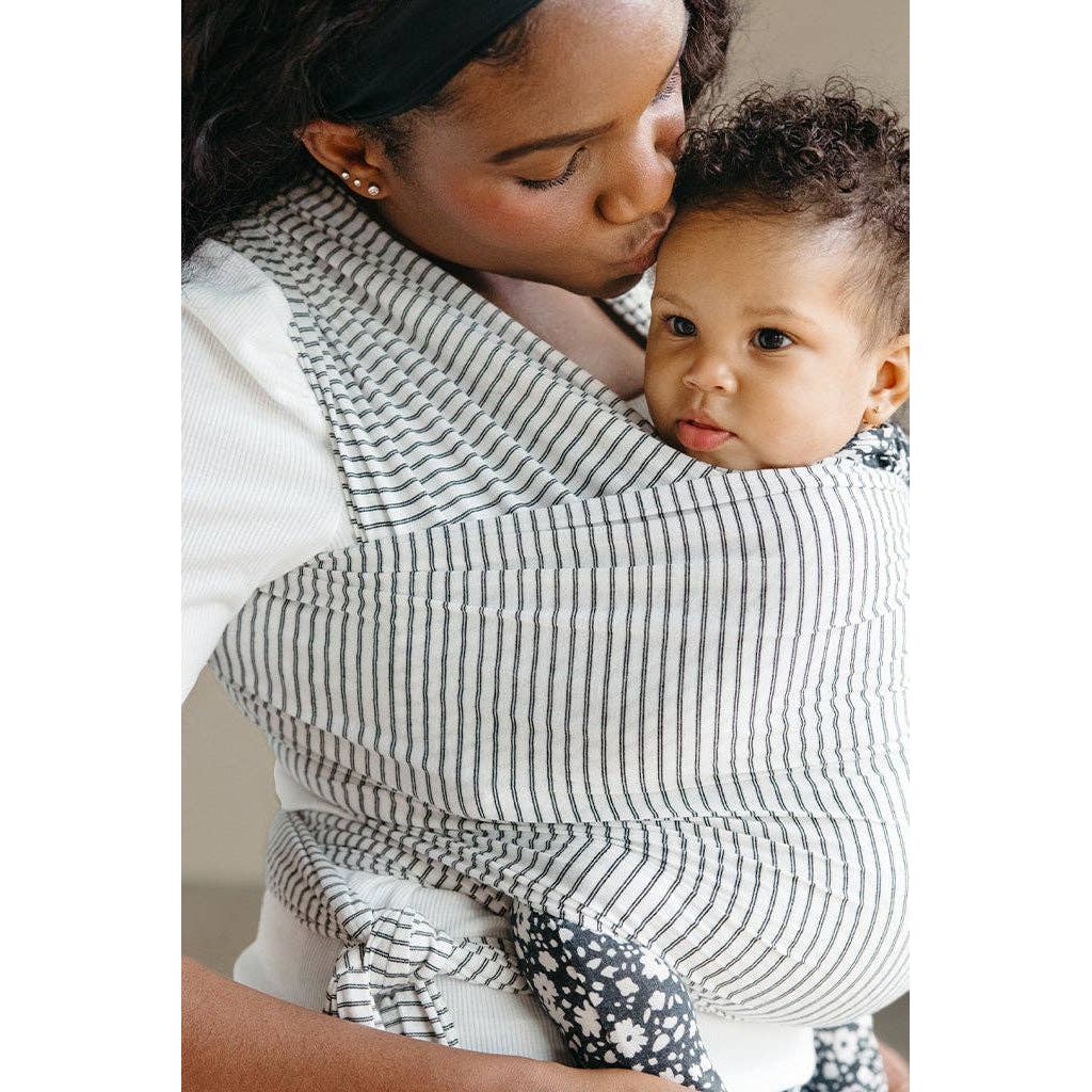 Solly Baby Wrap - Black Pinstripe