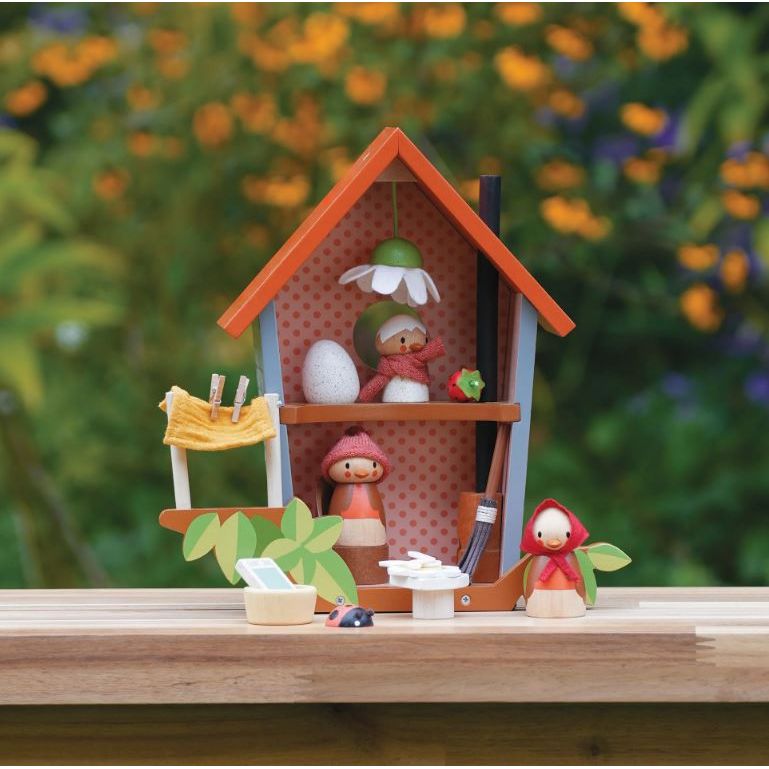 Tender Leaf Robin's Nest Box