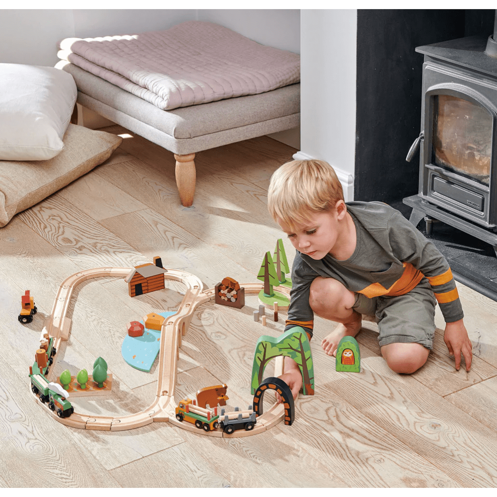 Tender Leaf Wild Pines Train Set