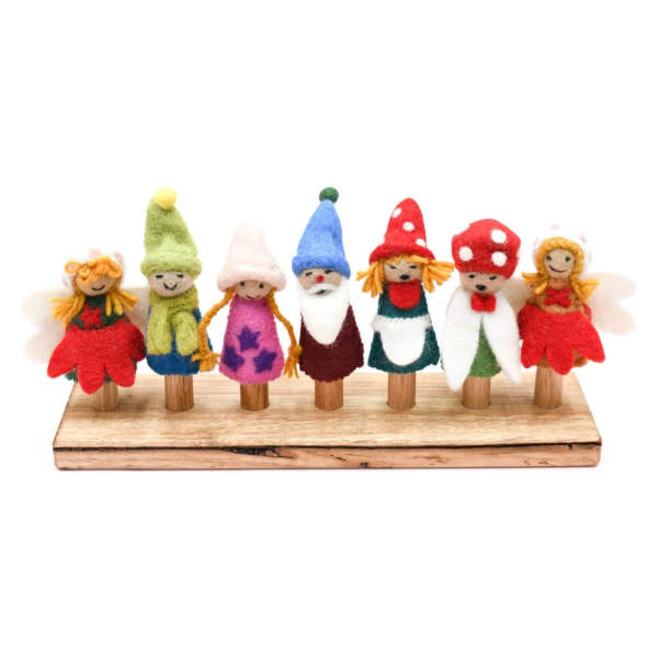 Tara Treasures Fairies & Gnomes Finger Puppet Set