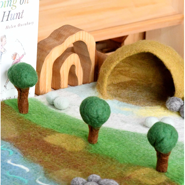 Tara Treasures Bear Hunt Play Mat Playscape
