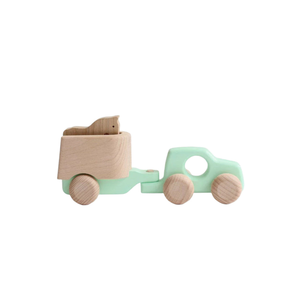 Bajo 4WD with Trailer and Horse