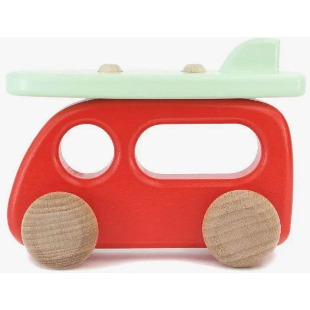 Bajo Camper Car with Surfboard