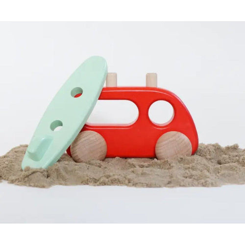 Bajo Camper Car with Surfboard