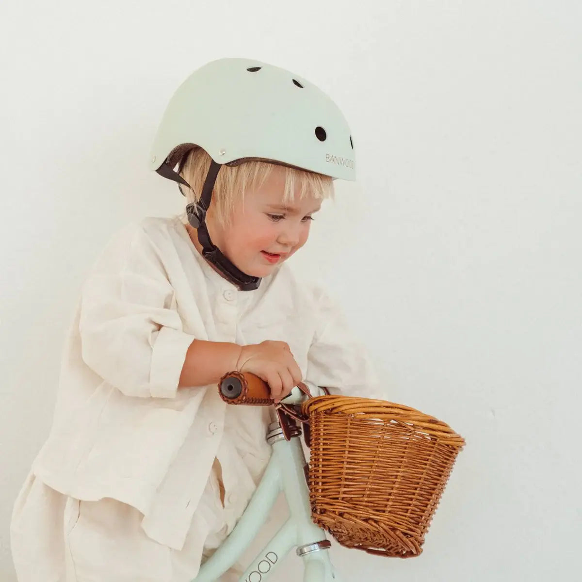 Banwood Helmet- Matte Pale Mint (50-54 cm)